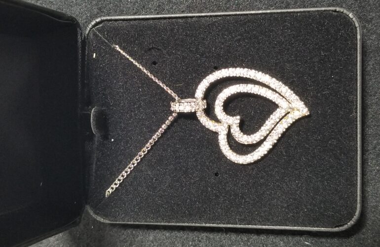 Auctions image thumbnails