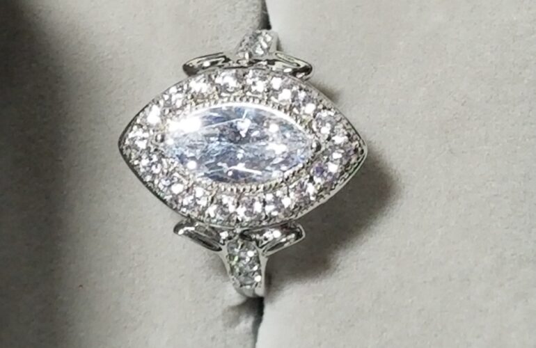 Auctions image thumbnails