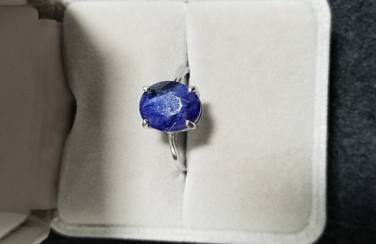 Auctions image thumbnails