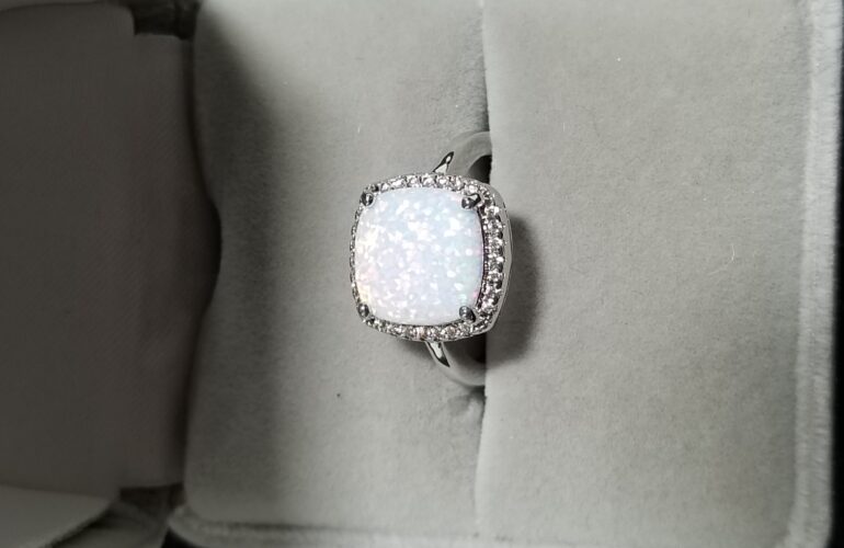 Auctions image thumbnails