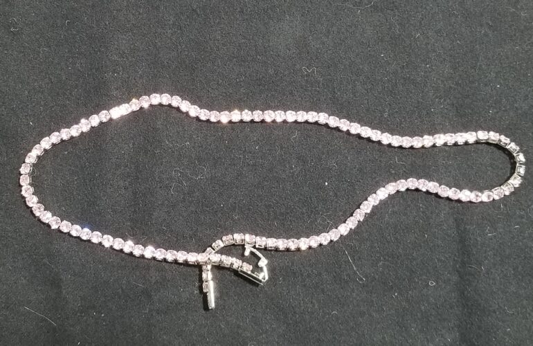 Auctions image thumbnails