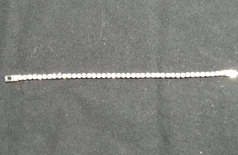 Auctions image thumbnails