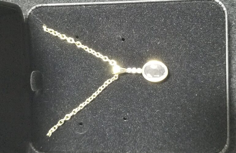 Auctions image thumbnails