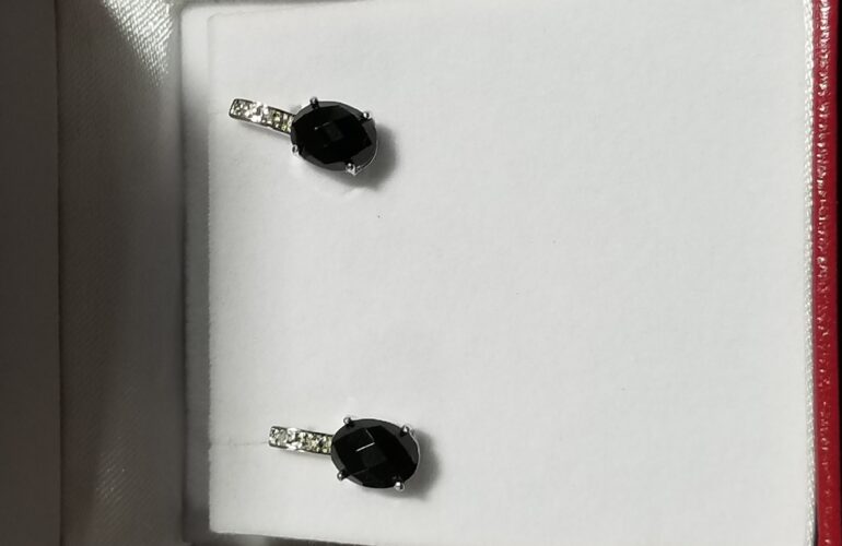 Auctions image thumbnails