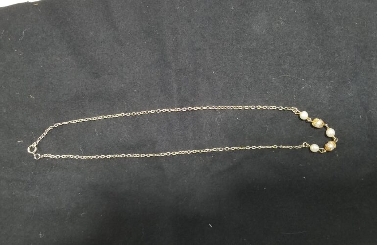 Auctions image thumbnails