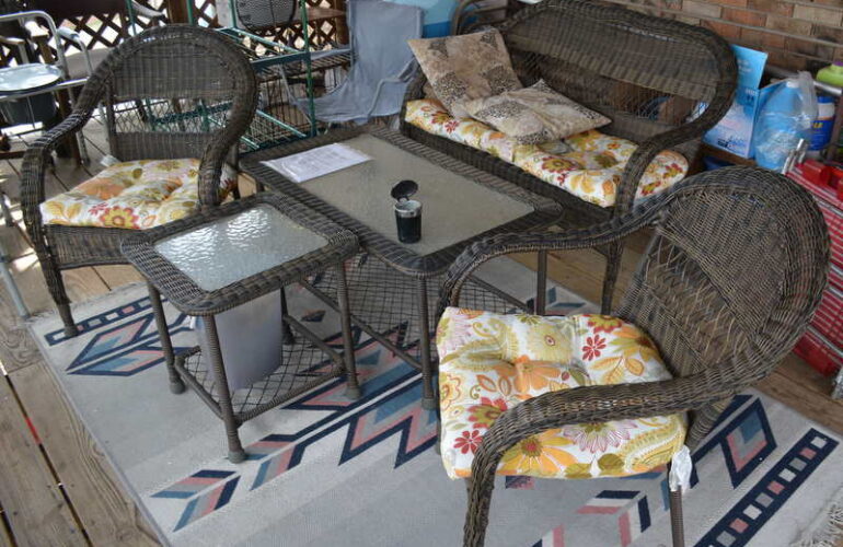 Auctions image thumbnails