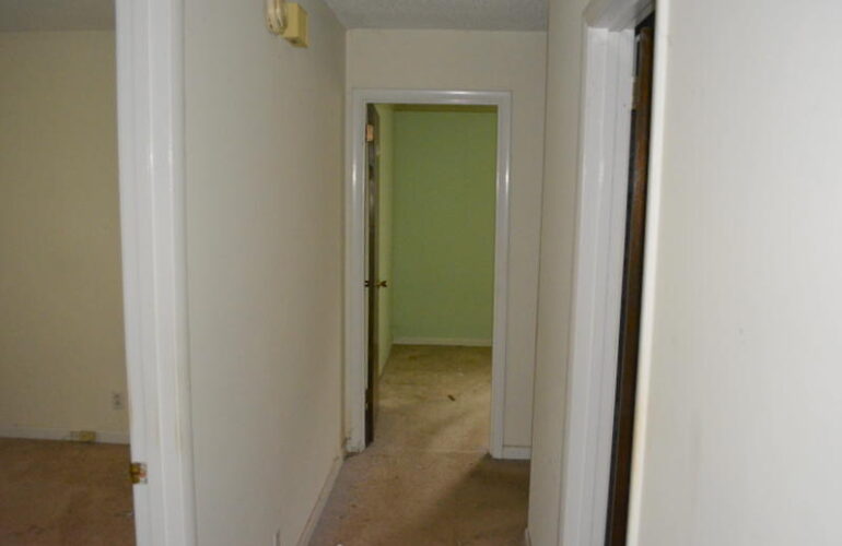 Auctions image thumbnails