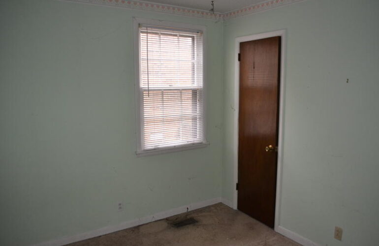 Auctions image thumbnails