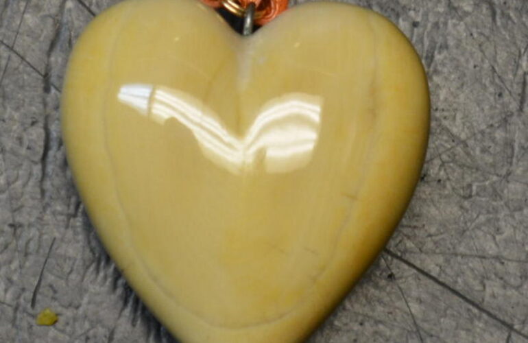 Auctions image thumbnails