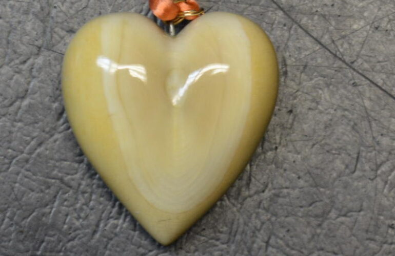 Auctions image thumbnails