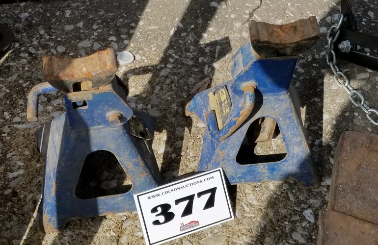 Auctions image thumbnails