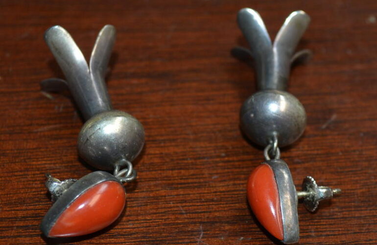 Auctions image thumbnails