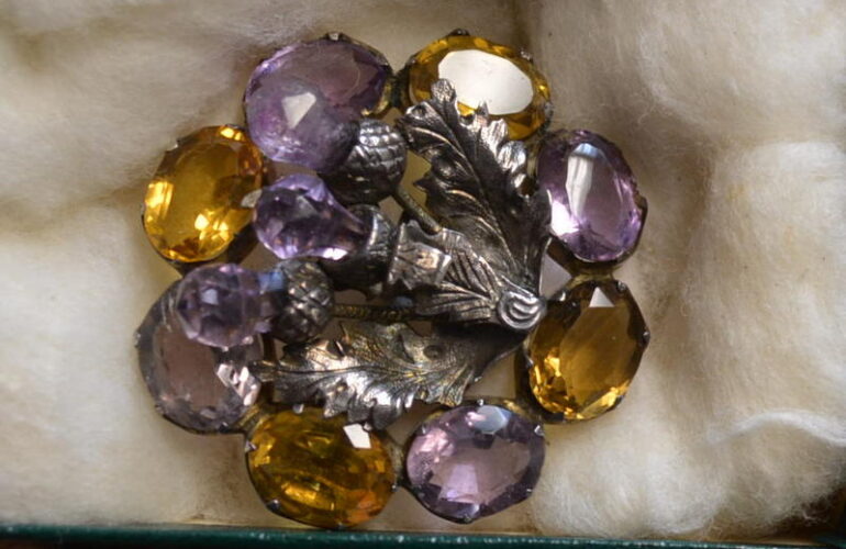 Auctions image thumbnails