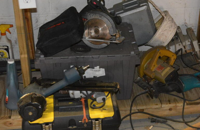 Auctions image thumbnails