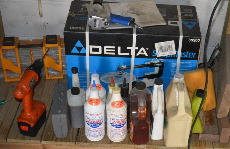 Auctions image thumbnails