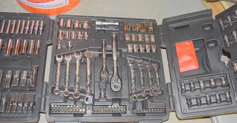 Auctions image thumbnails