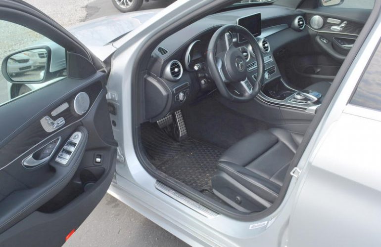 Auctions image thumbnails