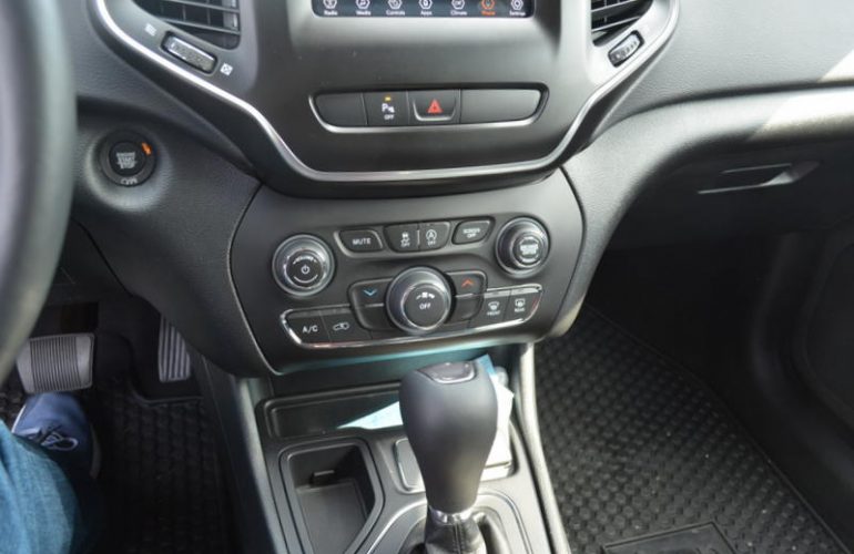 Auctions image thumbnails