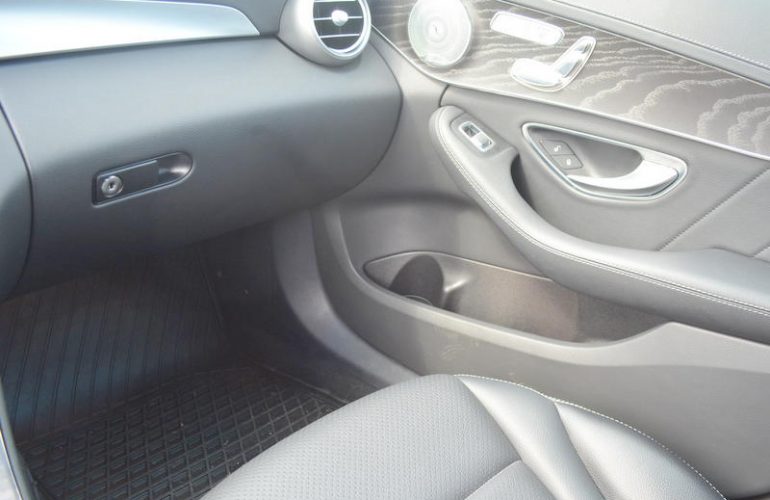 Auctions image thumbnails