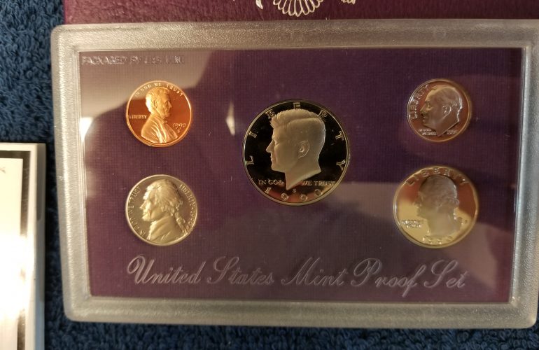 Auctions image thumbnails