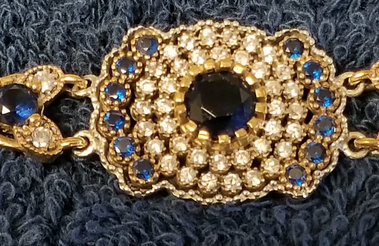 Auctions image thumbnails