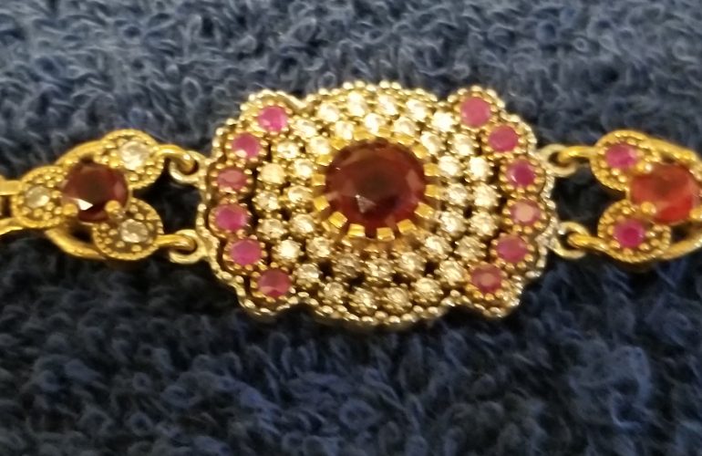 Auctions image thumbnails