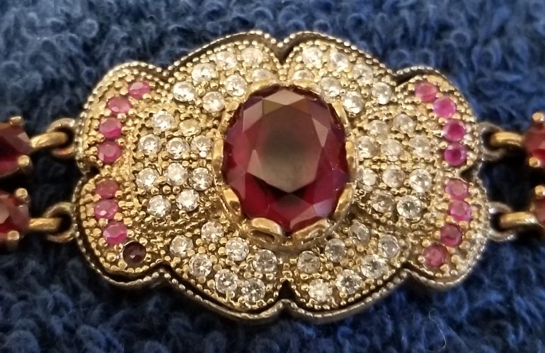 Auctions image thumbnails