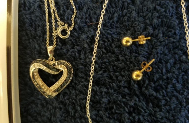 Auctions image thumbnails