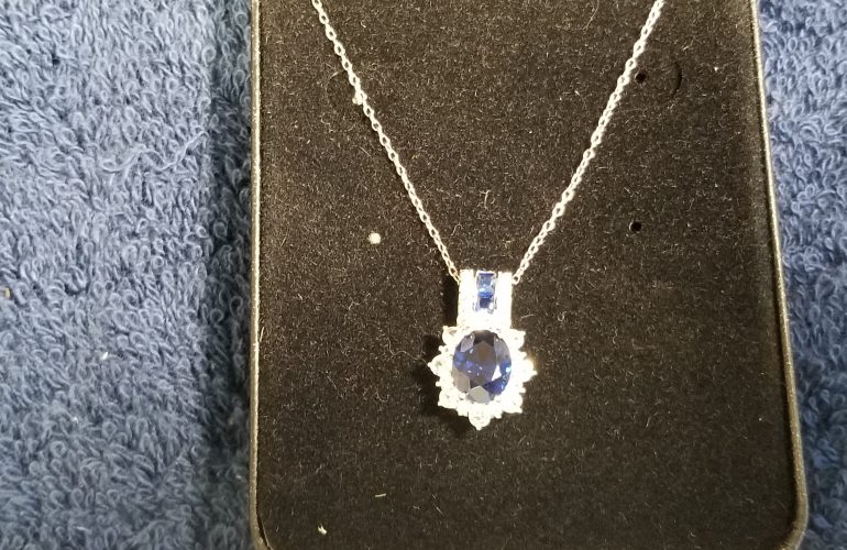 Auctions image thumbnails