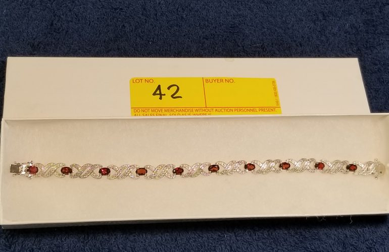 Auctions image thumbnails