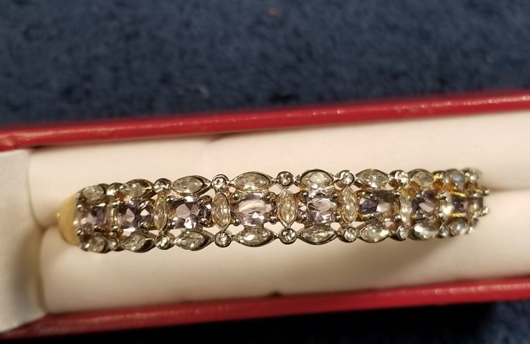 Auctions image thumbnails