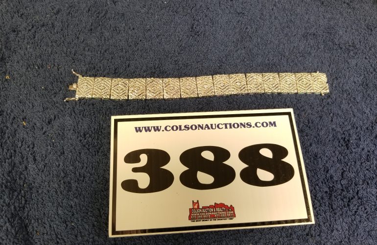 Auctions image thumbnails