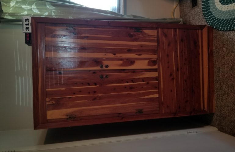 Auctions image thumbnails