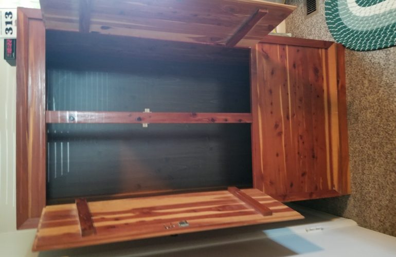 Auctions image thumbnails