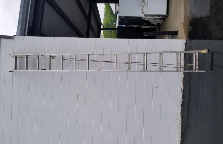 Auctions image thumbnails