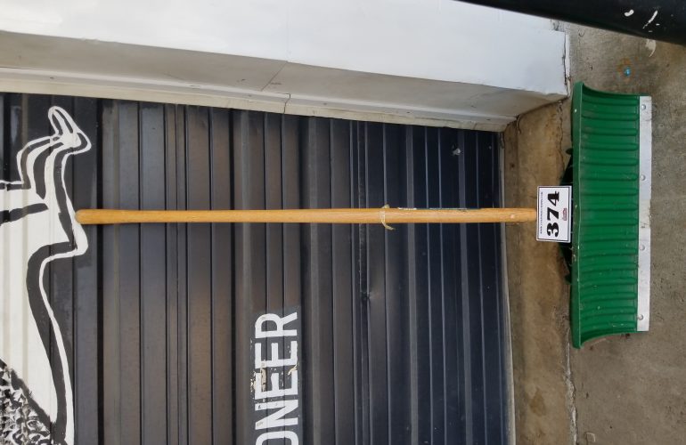 Auctions image thumbnails