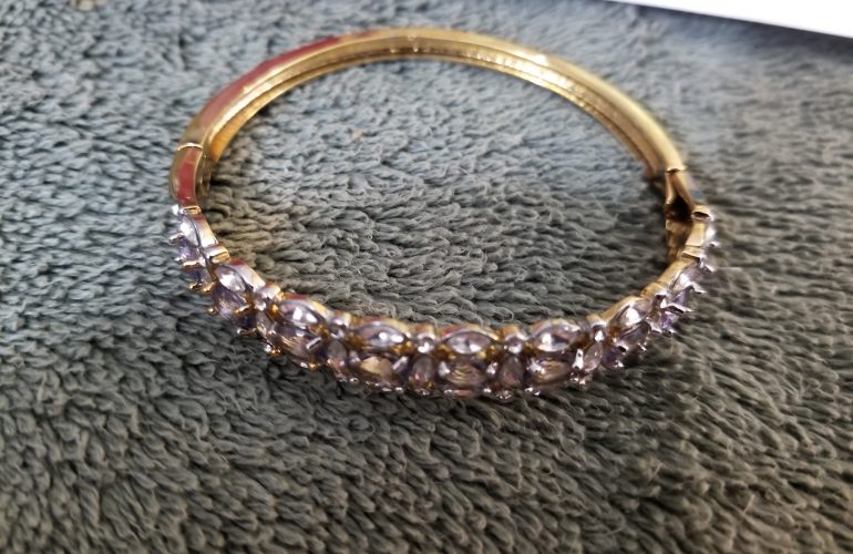 Auctions image thumbnails