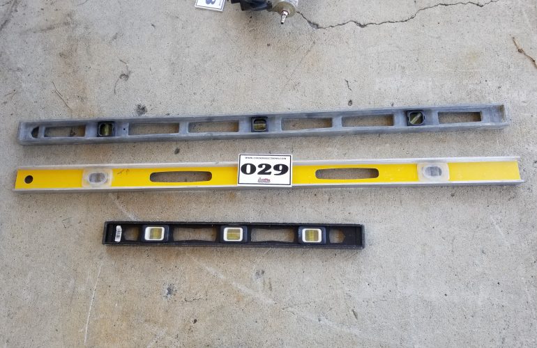 Auctions image thumbnails