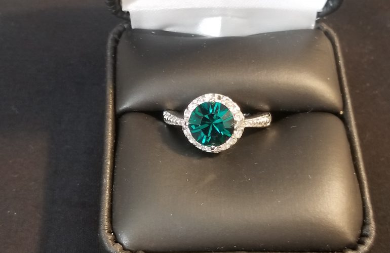 Auctions image thumbnails