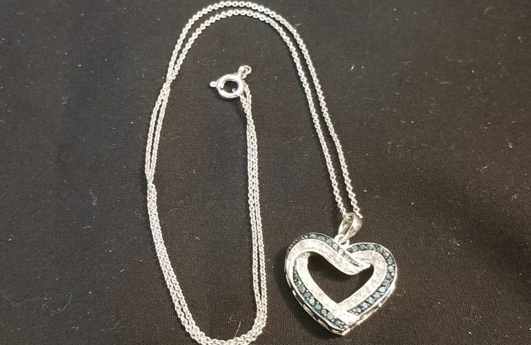 Auctions image thumbnails