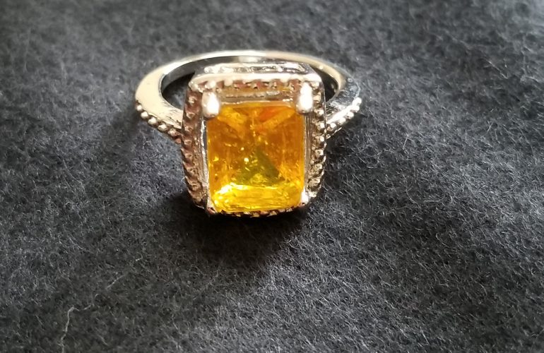 Auctions image thumbnails