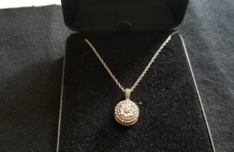 Auctions image thumbnails