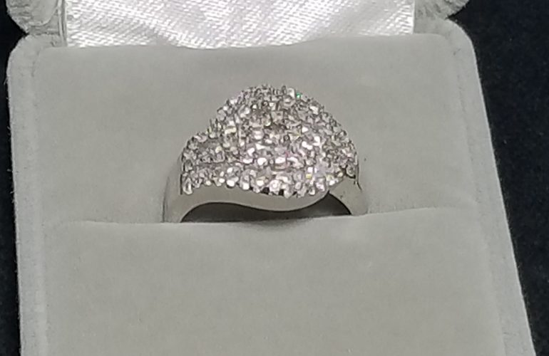 Auctions image thumbnails