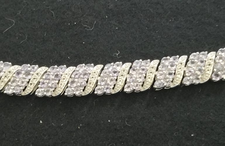 Auctions image thumbnails