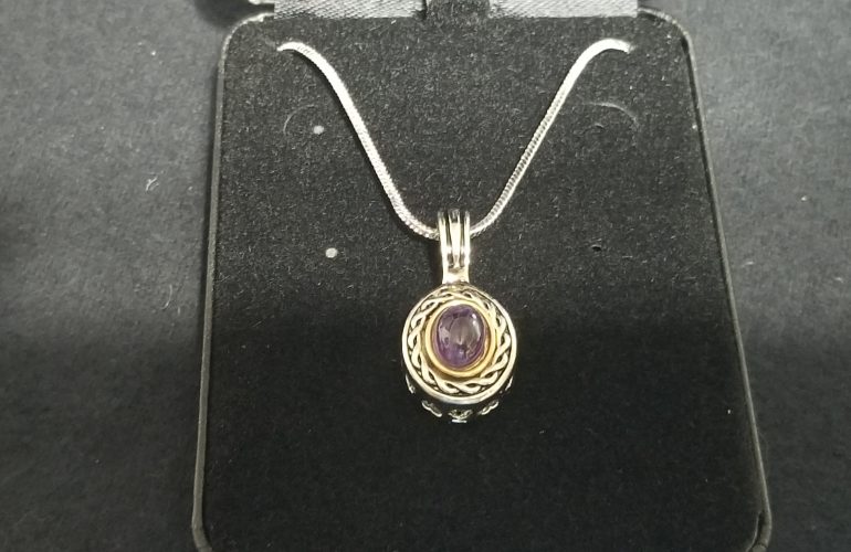 Auctions image thumbnails