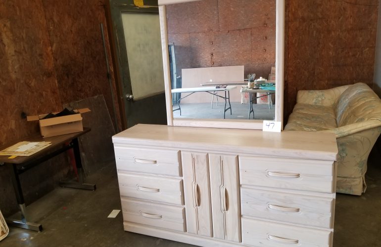 Auctions image thumbnails