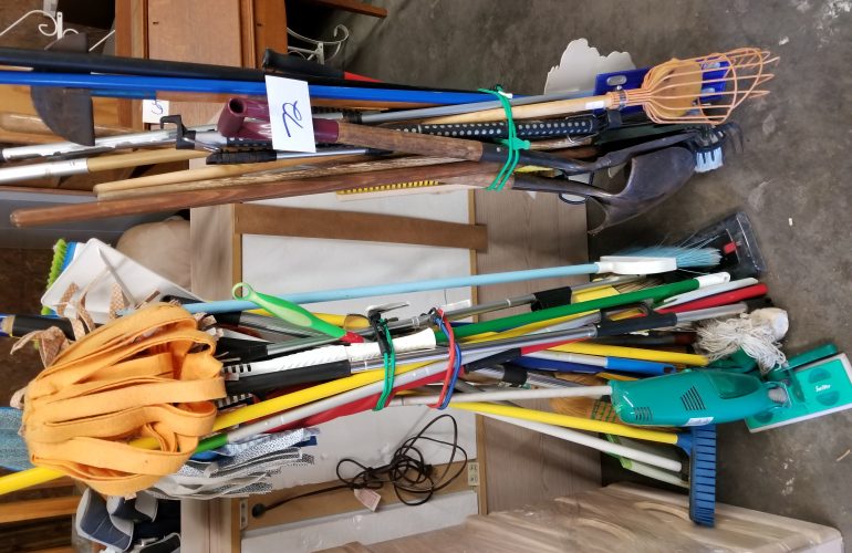 Auctions image thumbnails