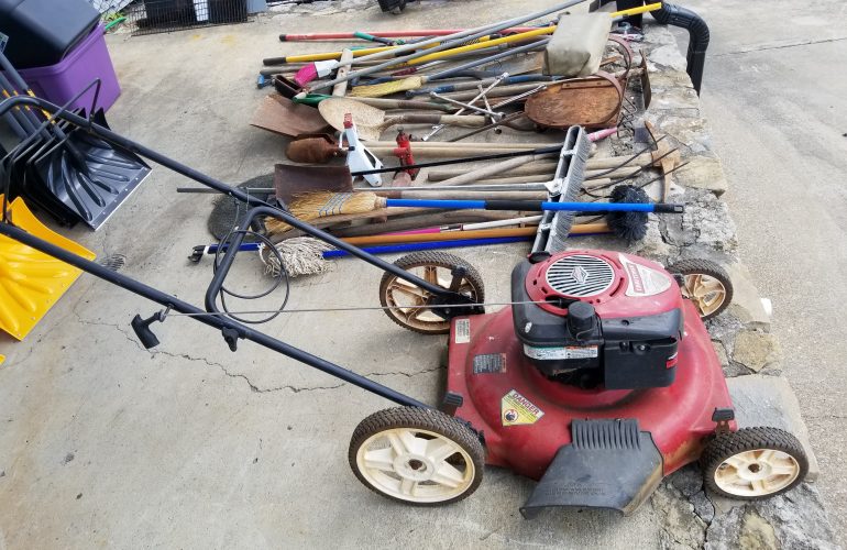 Auctions image thumbnails