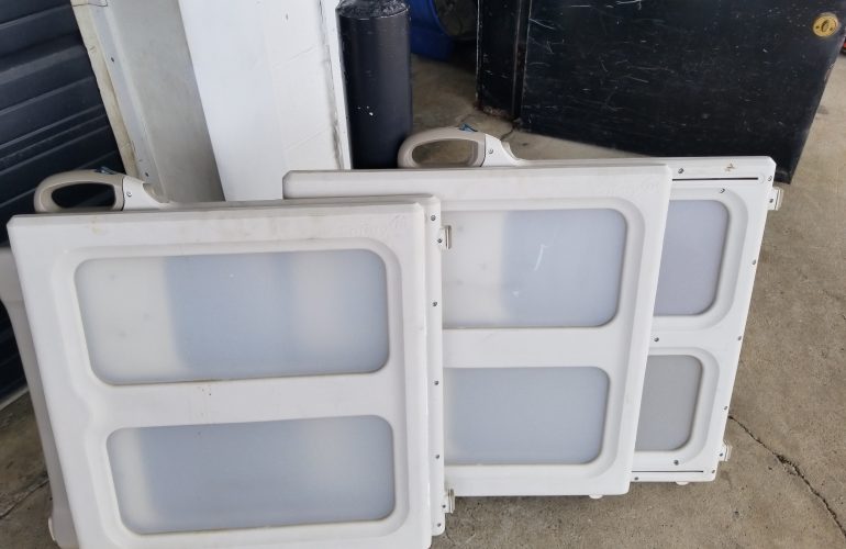 Auctions image thumbnails