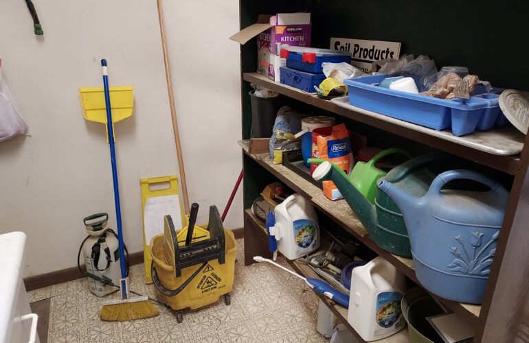 Auctions image thumbnails